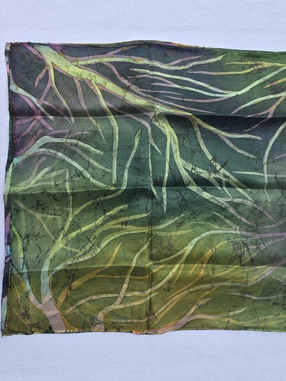 100% Silk Whimsical Botanical Abstract Long Scarf Green Mauve 18 x 68